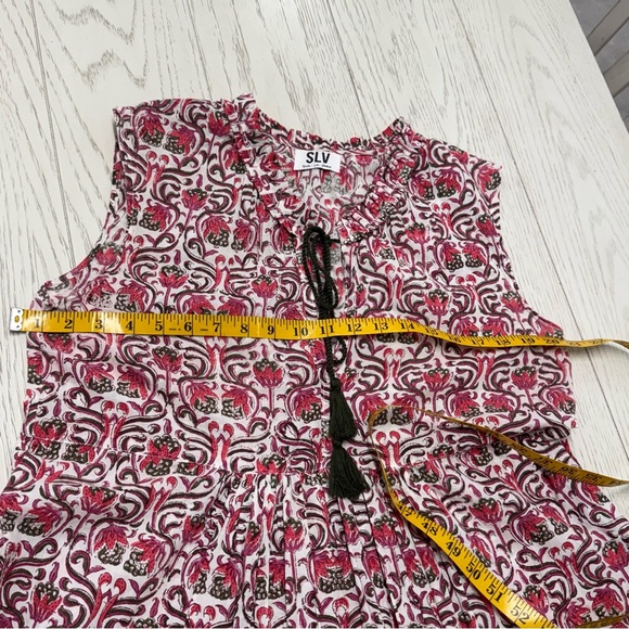 Patterned Dress - Picture 7 of 12